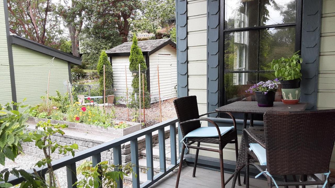 Sea Birds Cottage Victoria Extérieur photo